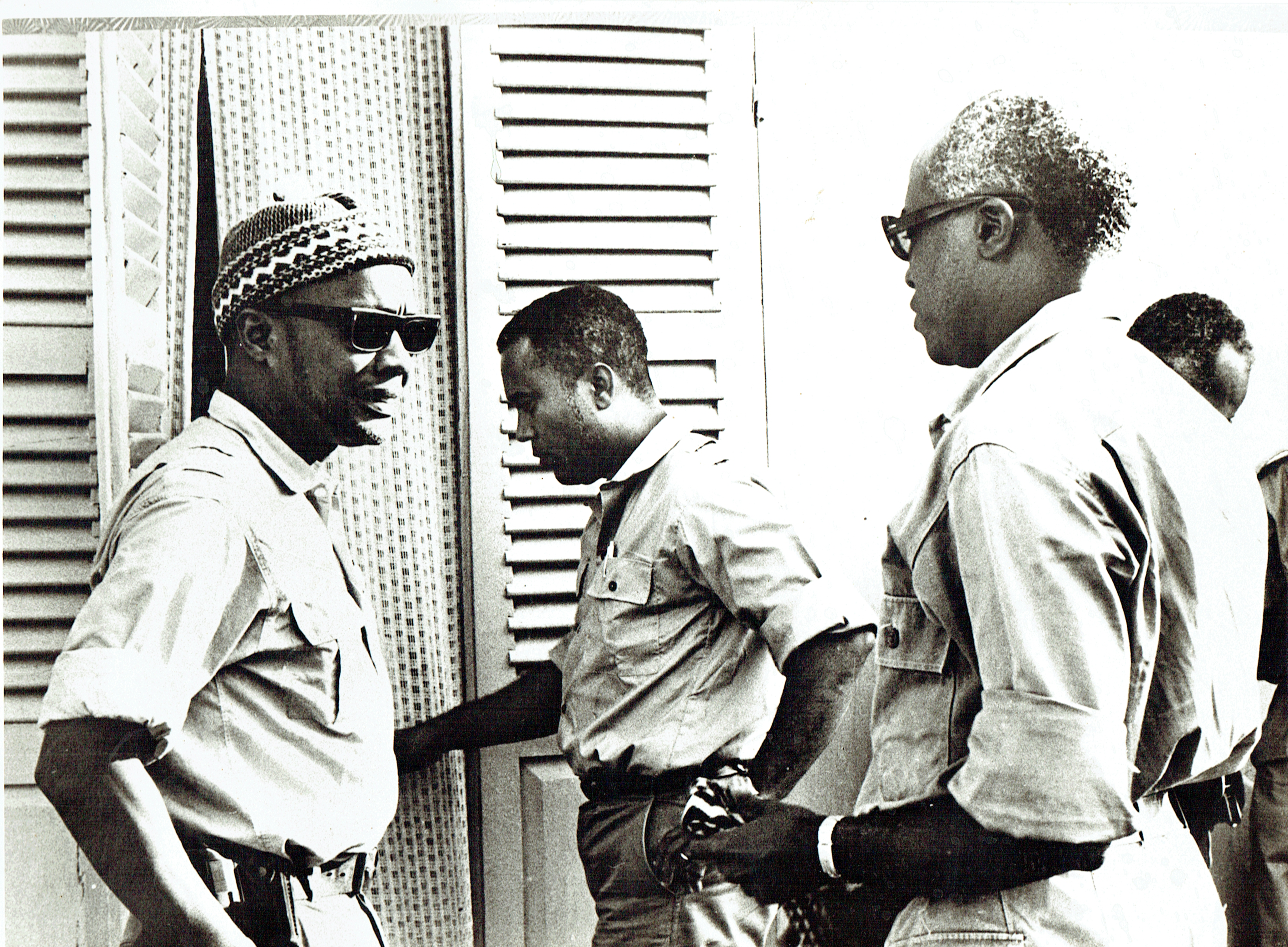 Amílcar Cabral, Aristides e Luis Cabral e no fundo Vasco Cabral
