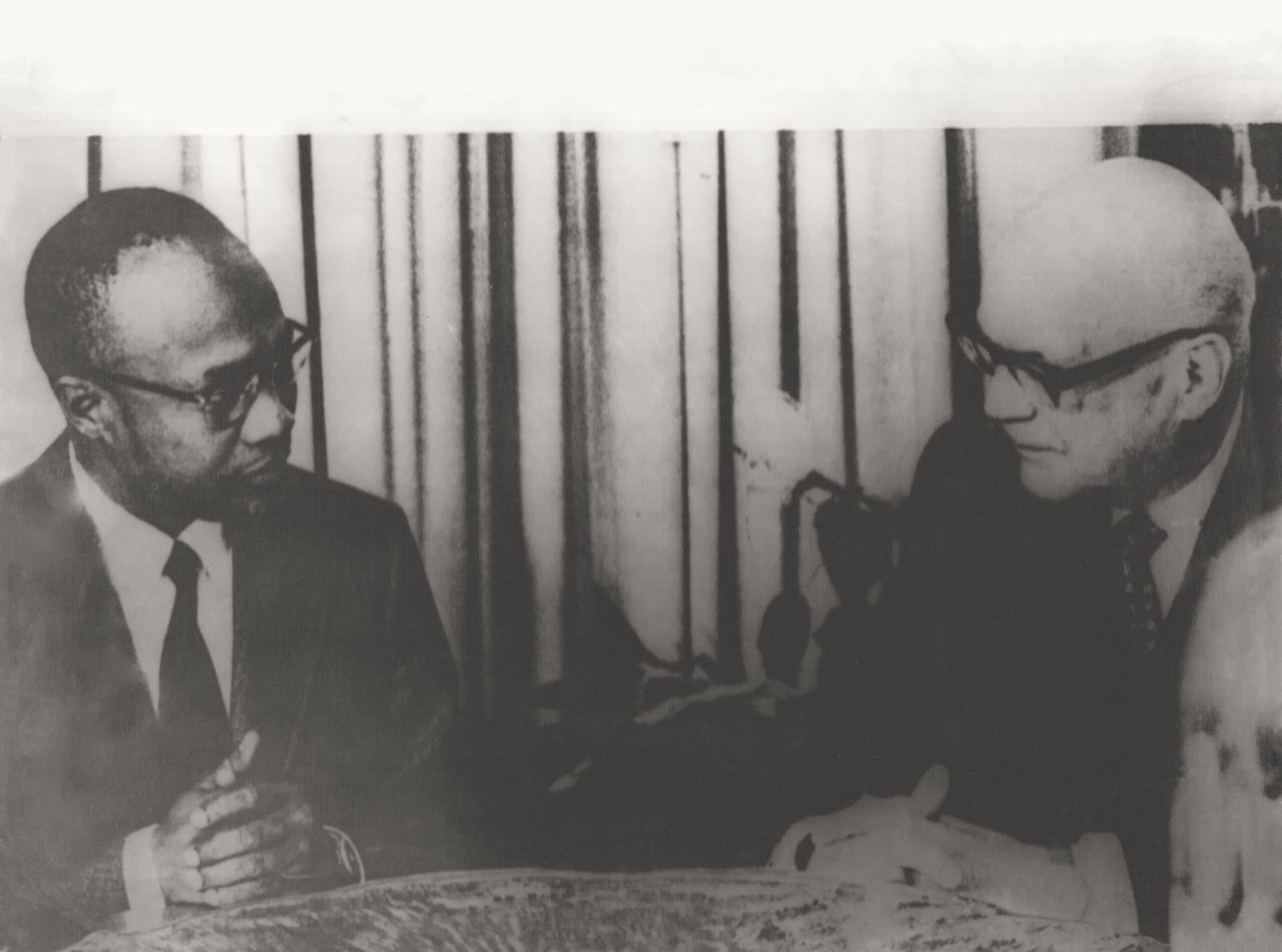 Amílcar Cabral com o Presidente da Finlandia Kekonnen-1972