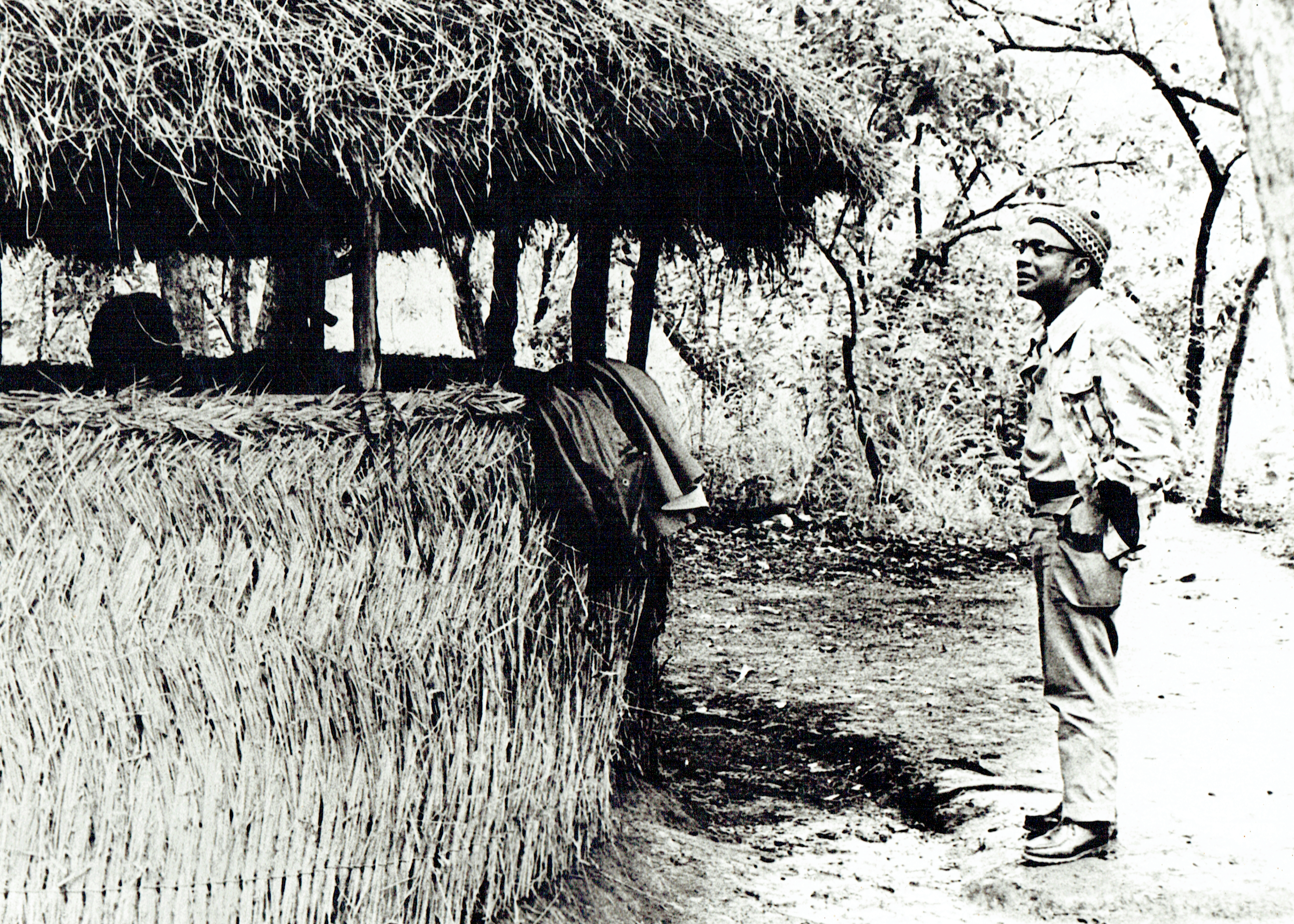 Amílcar Cabral no interior da Guiné Bissau