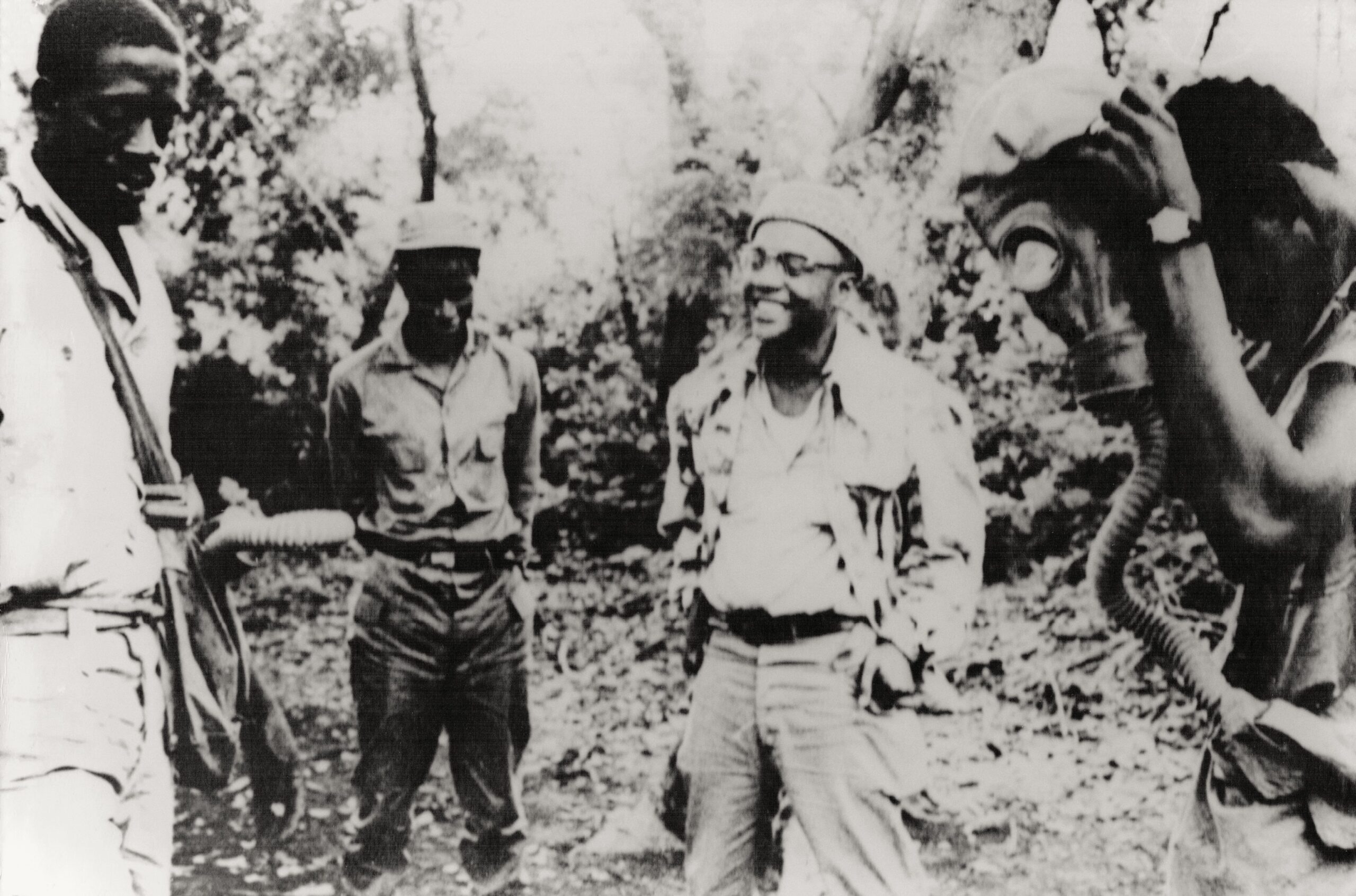 Amílcar Cabral de visita as regiões libertadas da Guiné
